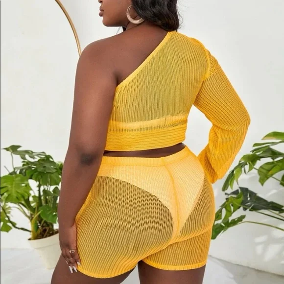 🌻Yellow 2 piece set🌻 - Picture 2 of 2